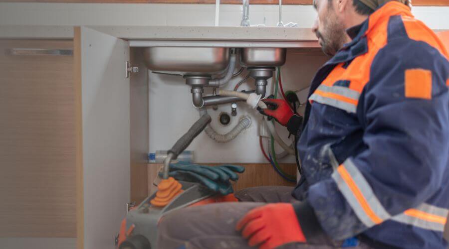 Expert burst pipe repair services in Bergman, AR